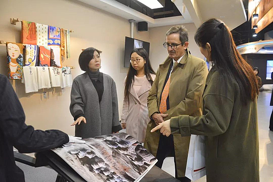 微信图片_20191113105605.jpg 微信图片_20191113105605.jpg