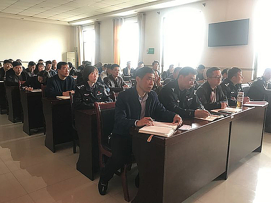 20190402pjx9xu64sq.jpg
