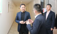 杨仁华在金湾科创区一期调研入区企业发展、园区运营等工作