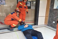 西咸新区消防救援支队建章路消防救援站开展高层住宅小区灭火救援实战演练