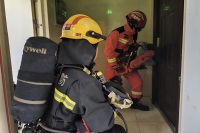 西咸新区消防救援支队建章路消防救援站开展高层住宅小区灭火救援实战演练