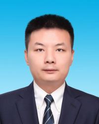 师上翔