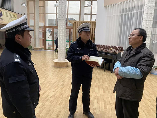 图片2.jpg 图片2.jpg