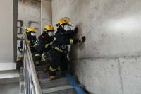 西咸新区消防救援支队瀛洲一街消防救援站组织开展作战训练安全技能训练