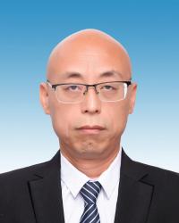 杨  宁
