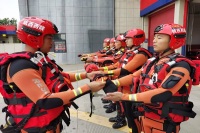 西咸新区消防救援支队开展水域救援装备器材大排查工作