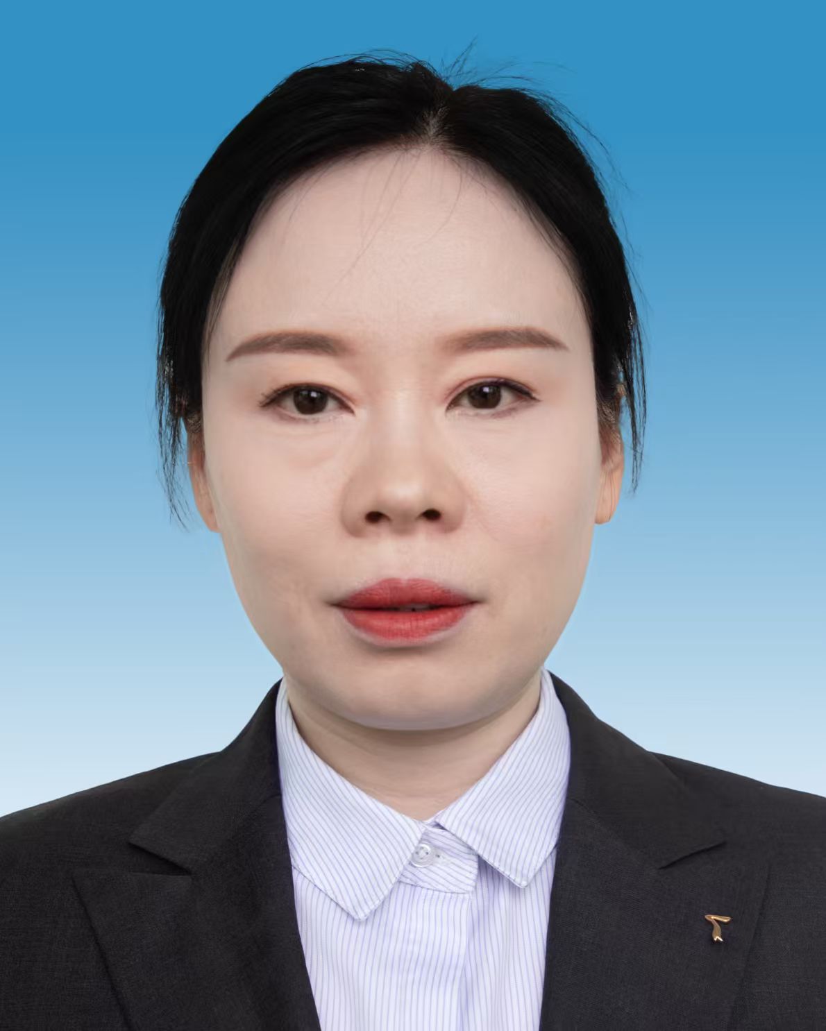 李静