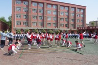 小竹竿敲出大课间 灵动舞步跳出健康快乐