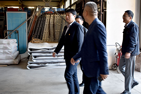 图片2.jpg 图片2.jpg