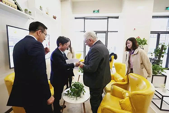 1123966895_15470162833971n.jpg 1123966895_15470162833971n.jpg