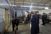 西咸新区消防救援支队泾河大队联合行政执法局开展“扫码入企”联合检查