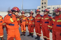 西咸新区消防救援支队建章路消防救援站组织开展绳索技术训练