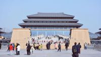 春节假期陕历博秦汉馆、秦文明广场旅游火热