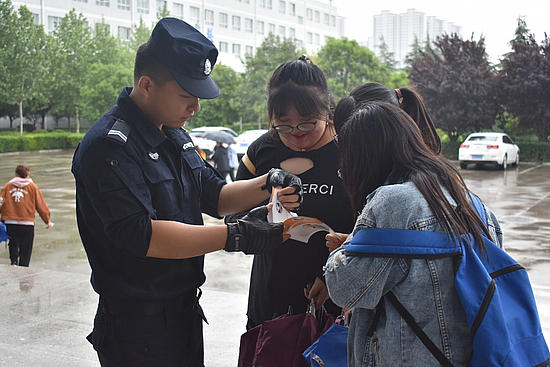 图片2.jpg