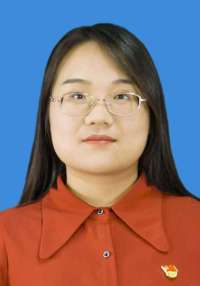 李孟潇