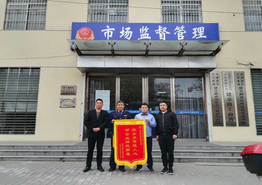 7498-1.jpg 7498-1.jpg