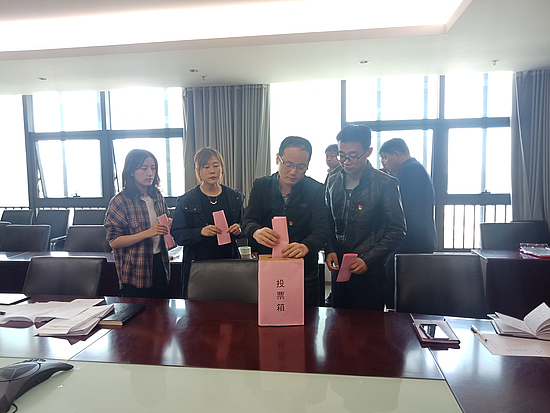 图片2.jpg 图片2.jpg