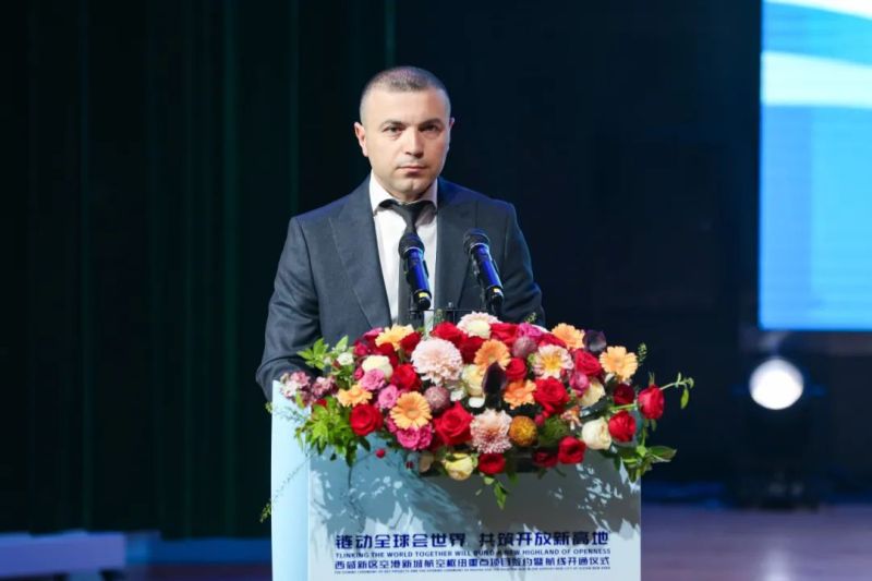 4.格鲁吉亚航空总经理 伊拉克里·梅兹弗里什维利.JPG